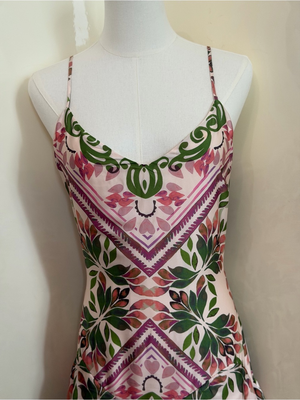 NWT Parker Print Tiered Sleeveless Maxi Dress in Vanilla Cream sz 10 - Picture 5 of 12